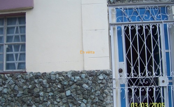 Apartamento en 10 de Octubre